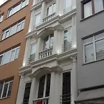 Otel Montino